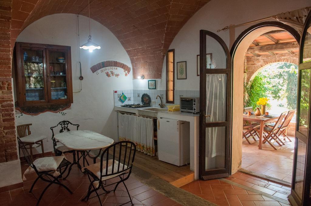 Fauglia Fioraliceゲストハウス 部屋 写真
